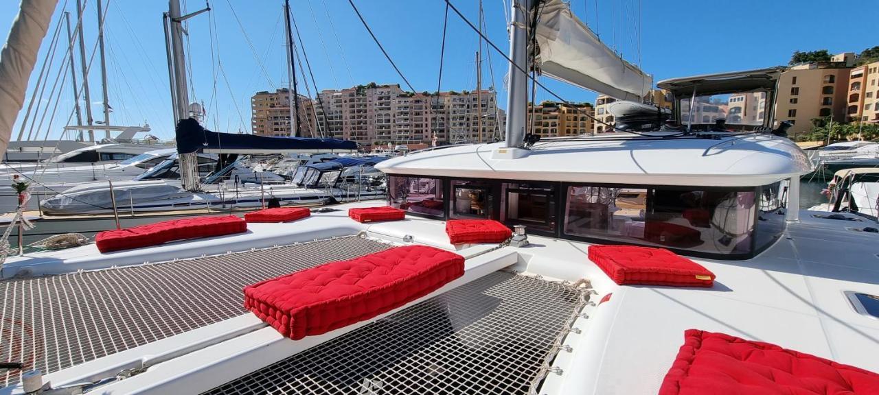 Red Sail Hotel Monte Carlo Buitenkant foto
