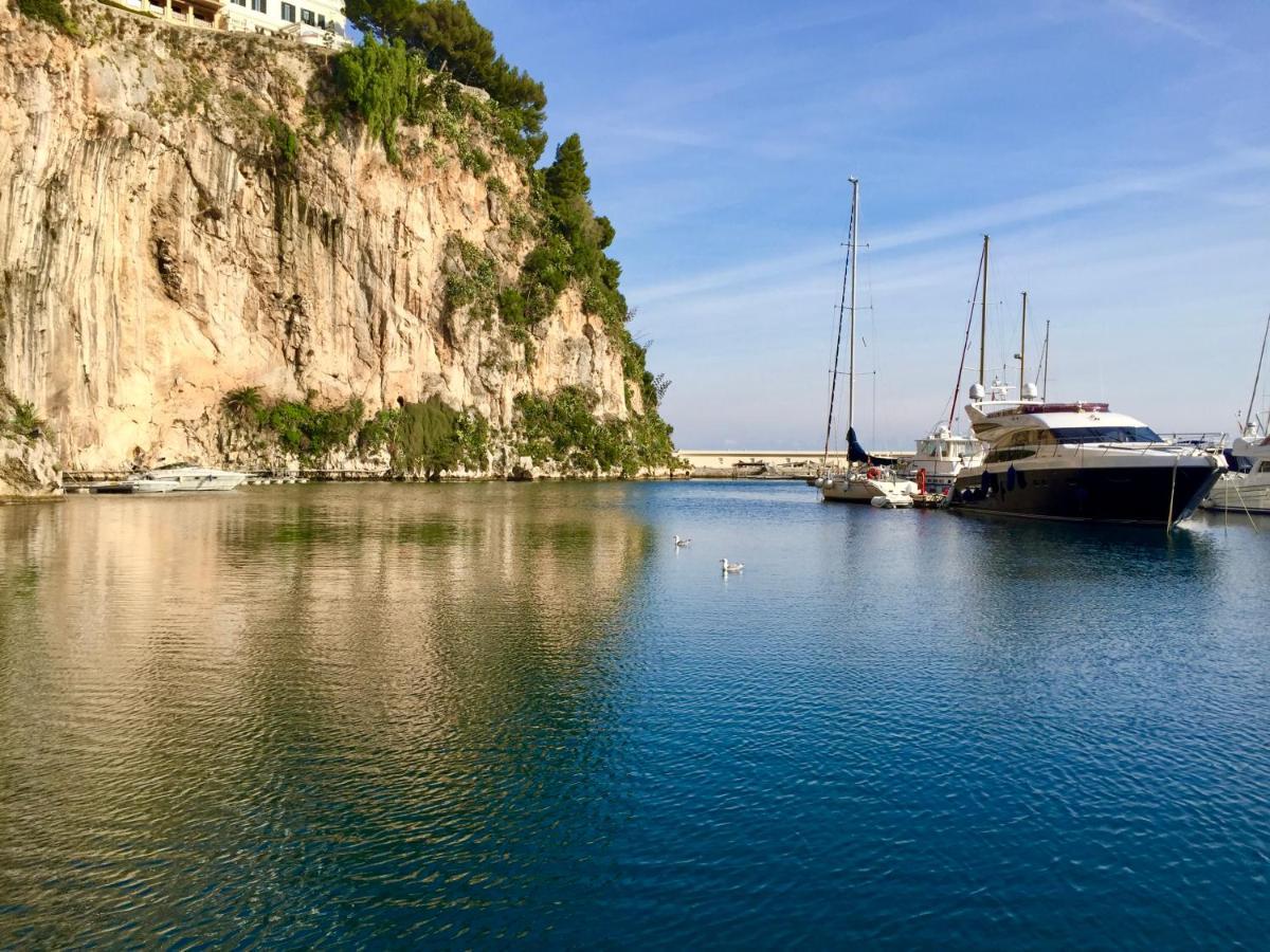 Red Sail Hotel Monte Carlo Buitenkant foto